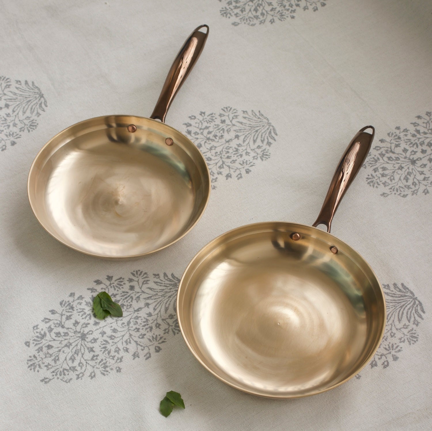 Kansa Tulsi Fry Pan